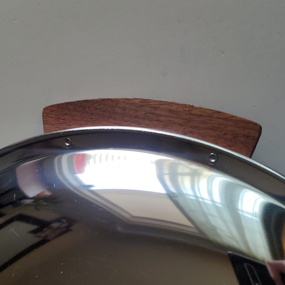 Kromex Mid-Century Large Round Serving Tray Vintage 13.5 inches - Picture 10 of 10